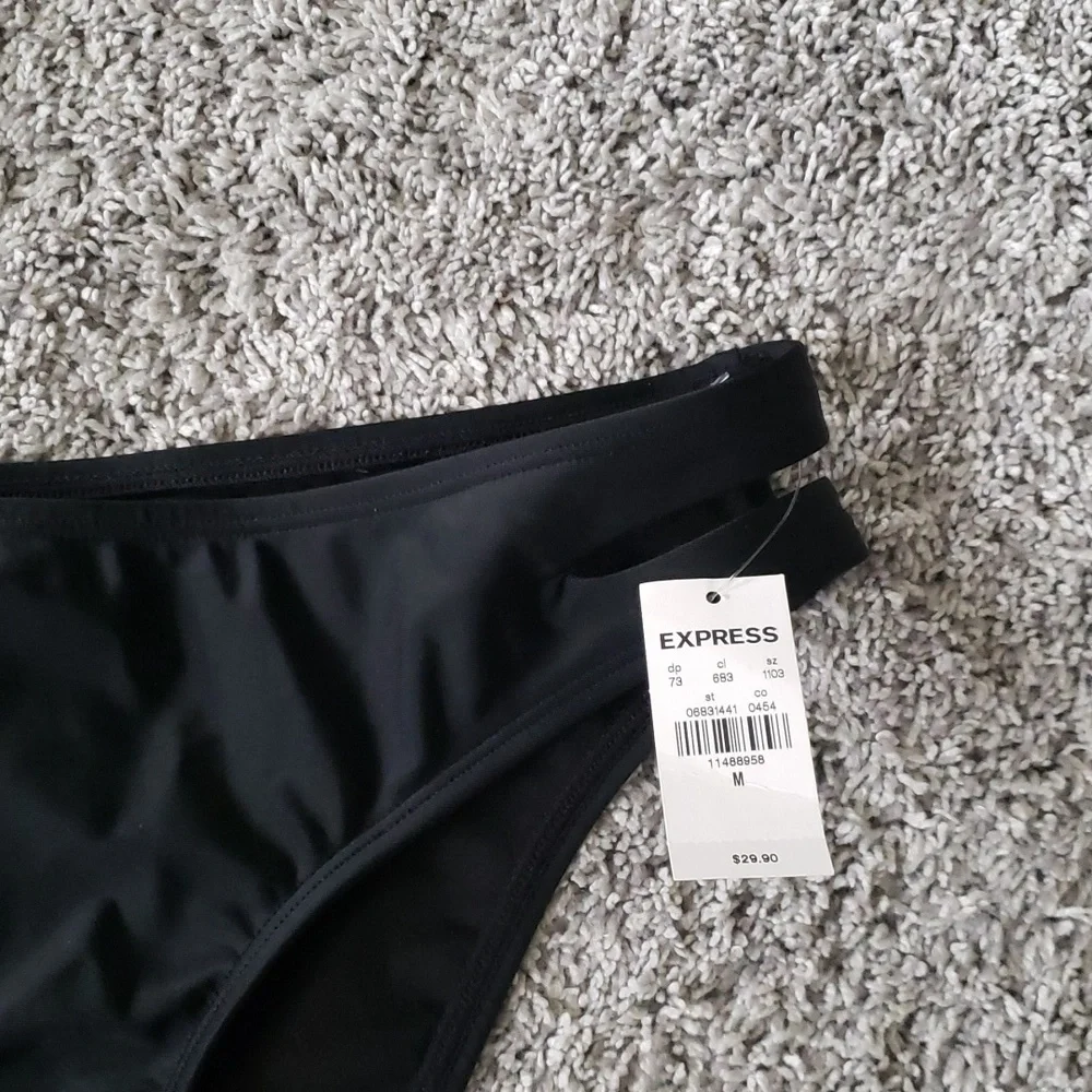 2 piece - Picture 3 of 3